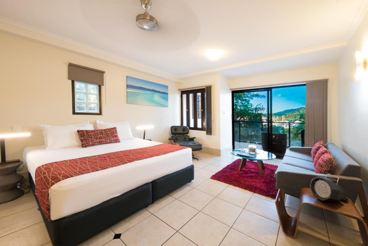 At Waterfront Whitsunday Retreat - Adults Only Aparthotel Airlie Beach Ngoại thất bức ảnh