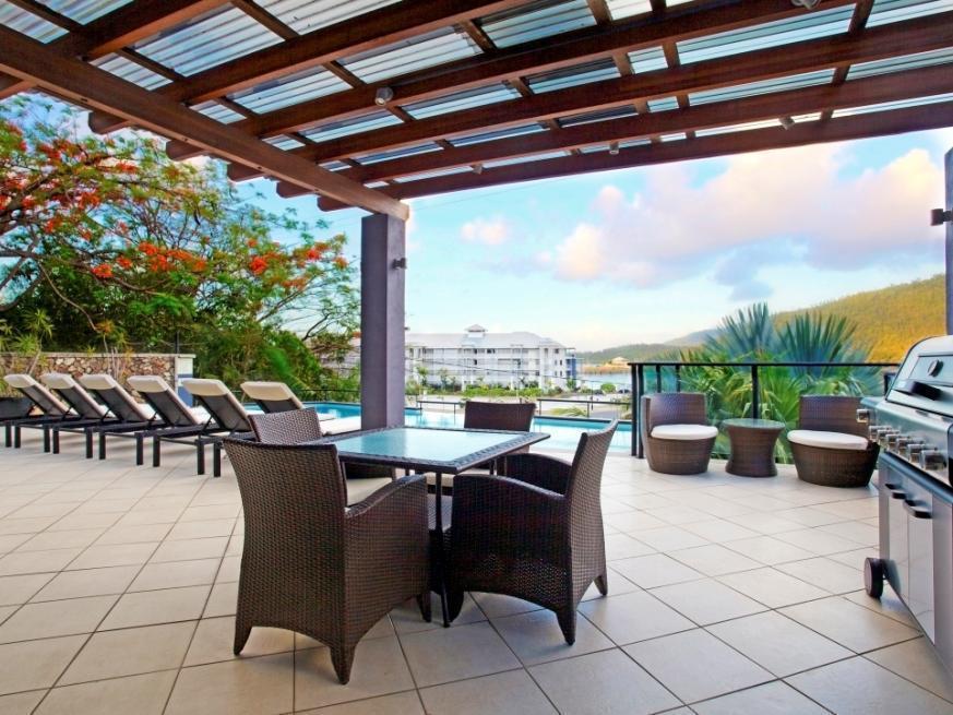 At Waterfront Whitsunday Retreat - Adults Only Aparthotel Airlie Beach Ngoại thất bức ảnh