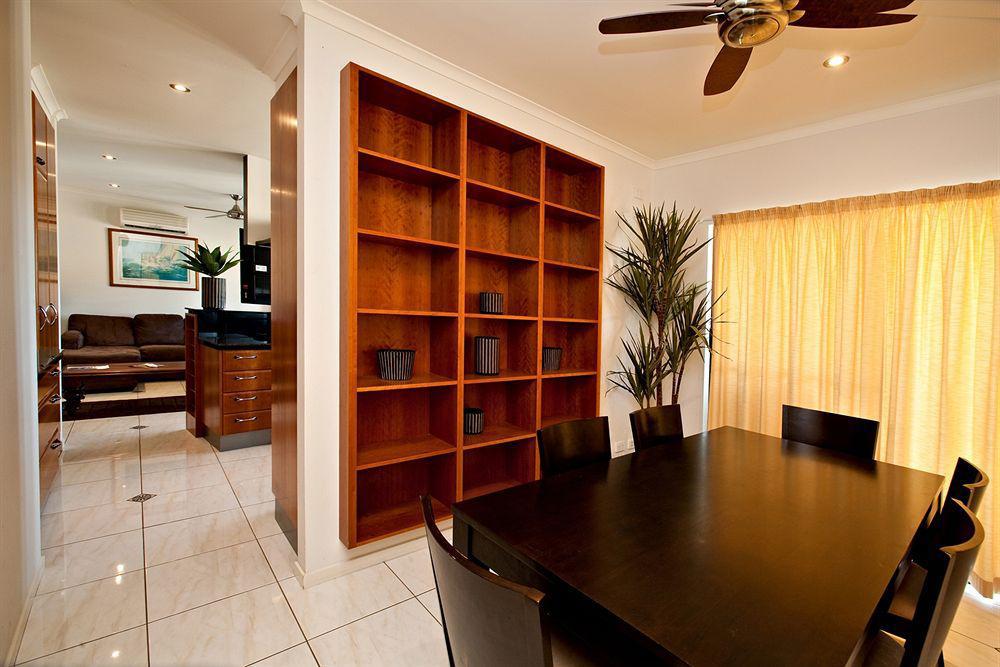 At Waterfront Whitsunday Retreat - Adults Only Aparthotel Airlie Beach Ngoại thất bức ảnh